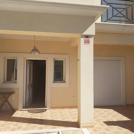 فيلة Luxury 3 With Pool And Garage البوفيرا