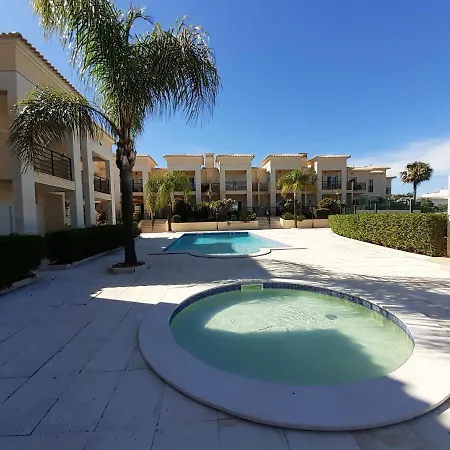 Luxury 3 With Pool And Garage البوفيرا